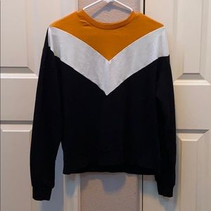 H&M Divided Women's Long Sleeve - Size Small